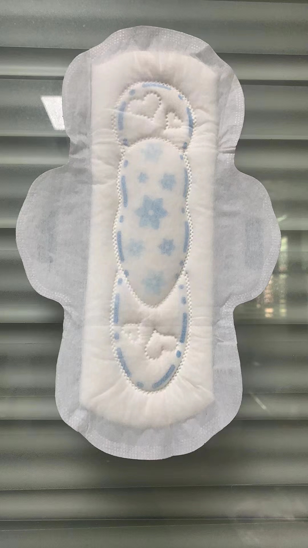 245mm Day Use Menstrual Period Disposable Winged Sanitary Napkin Pads For Ladies