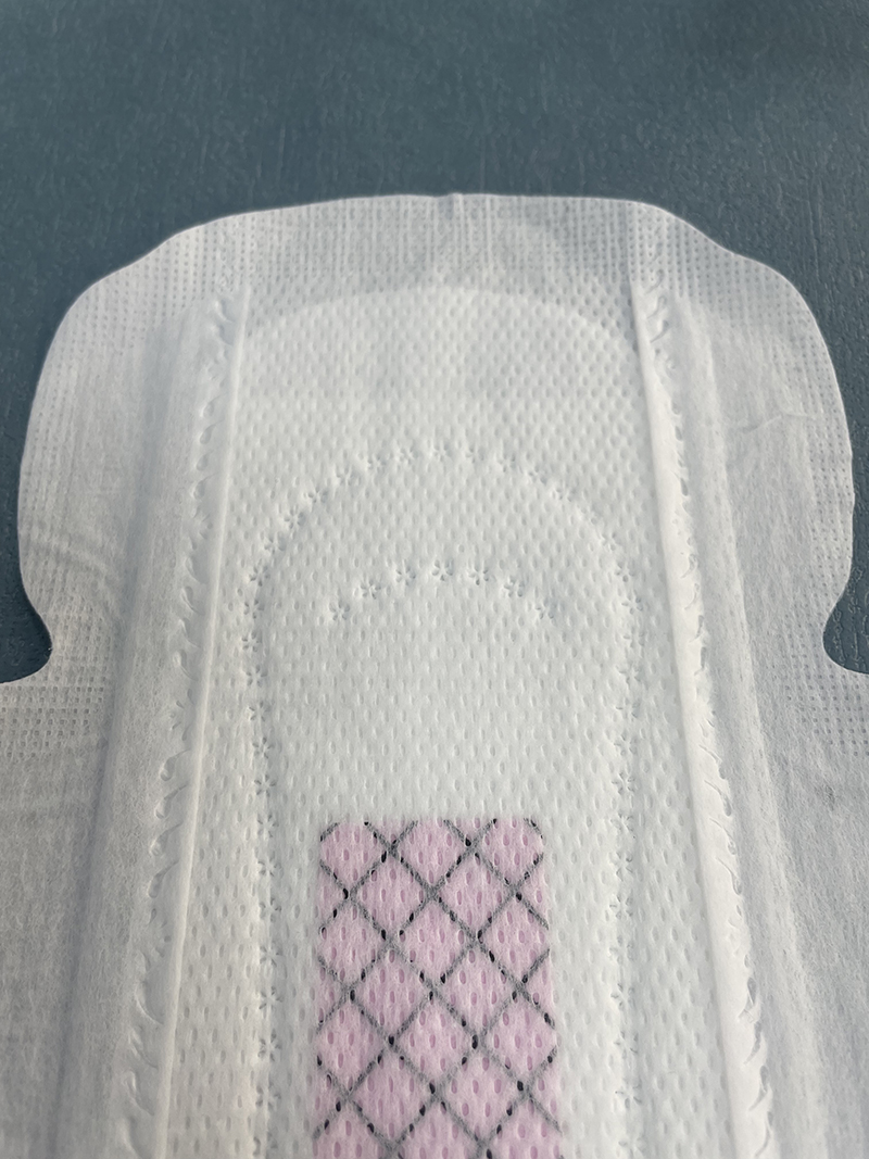 China Factory Hot Sale Pink Chip Female Menstrual Sanitary Napkins / Sanitary Pads / Sanitary Towels 360mm