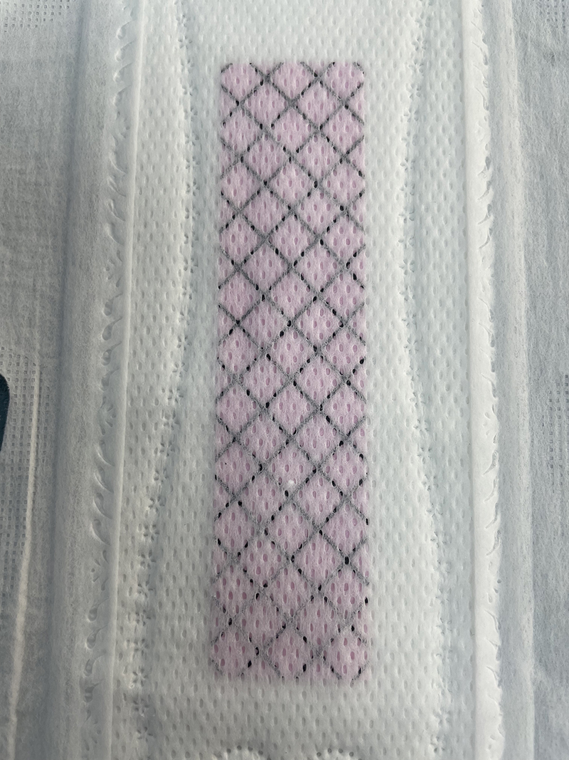 China Factory Hot Sale Pink Chip Female Menstrual Sanitary Napkins / Sanitary Pads / Sanitary Towels 360mm