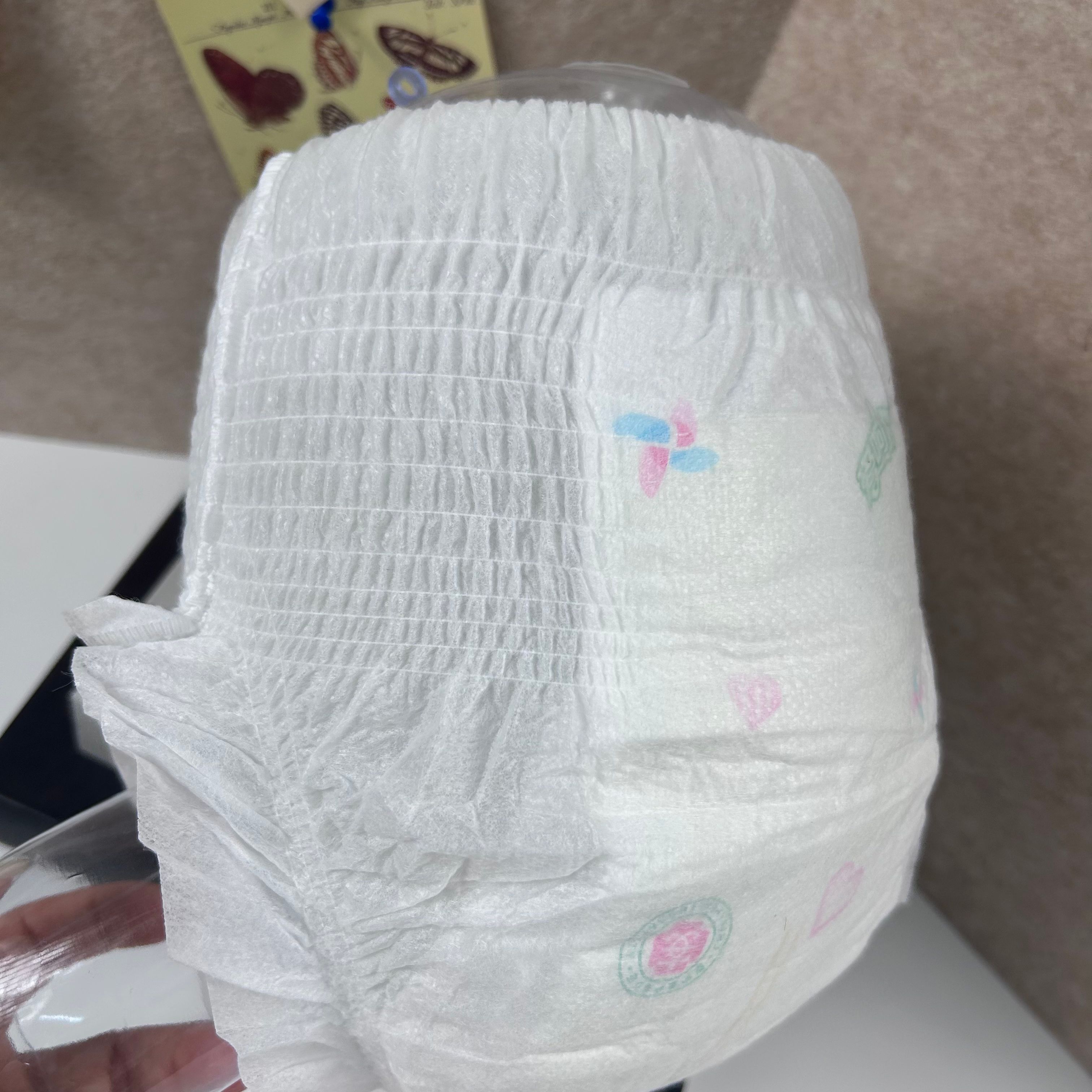 Elastic Bubble Waist Snug Fit Overnight Comfortable Pull Up Baby Diapers / Training Pants