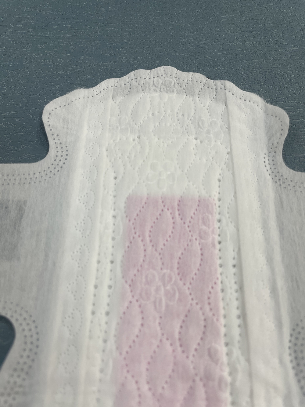 Day Use 180mm Ultra Thin Light Flow Disposable Sanitary Pads